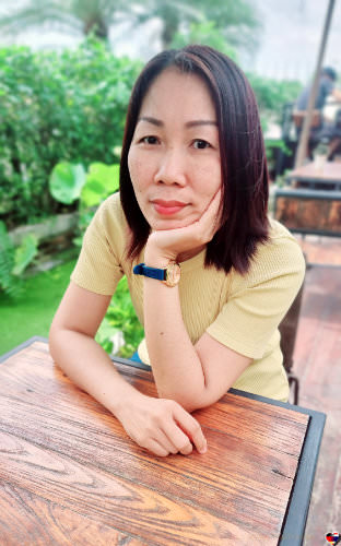 Thai Girl Doaw,
                 41 Years