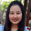 Dieses Portrait-Foto zeigt die Thaifrau Tarn. Klick hier für Details und ein großes Bild von ihr.