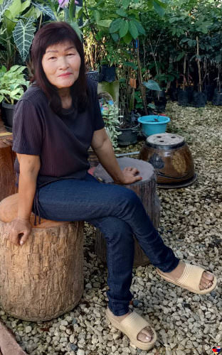 Bild von Thailänderin Thong,
56 Jahre jung, die einen Partner bei Thaifrau.de sucht
- Klick hier für Details