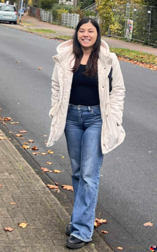 Bild von Thailänderin Wan,
35 Jahre jung, die einen Partner bei Thaifrau.de sucht
- Klick hier für Details