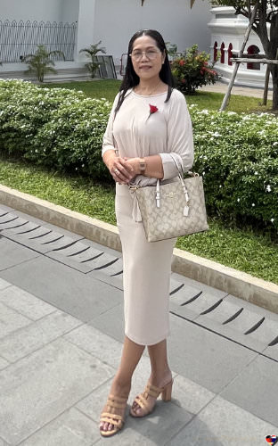 Photo of Thai Lady Ree,
53 Years - Click here for details